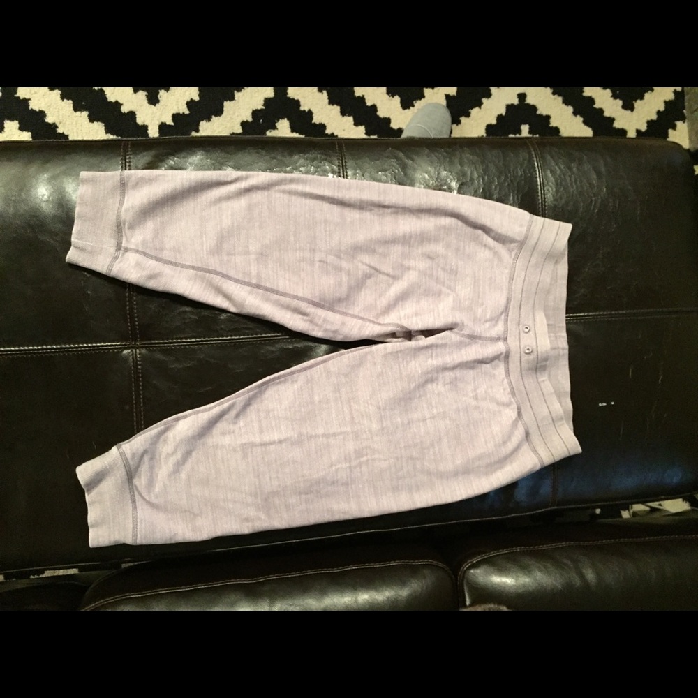Lululemon light purple crop sweat pants